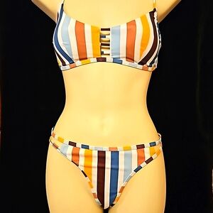 3/$30 NWOT SURF STYLE BIKIN C88